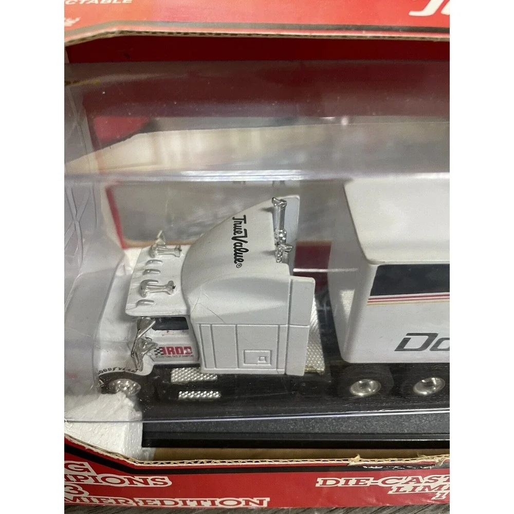 Dodge IROC Racing Champions 1993 Premier Edition Die-Cast Bank 1 of 5000